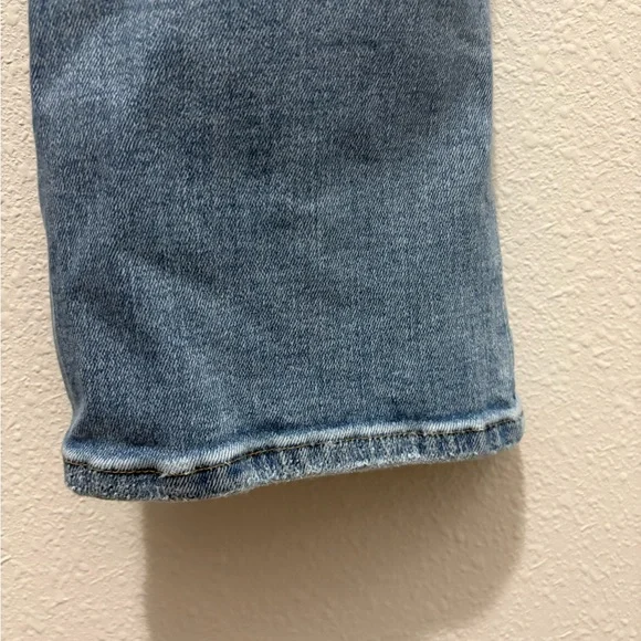 Madewell Mid-Rise Kick Out Blue Jeans - Picture 13 of 14